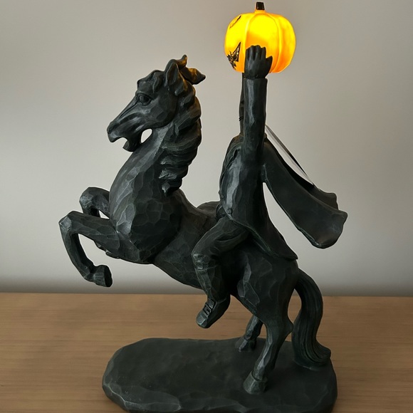 Halloween Spooky Night Sleepy Hollow Headless Horseman Large 18” Light Up Decor - Picture 2 of 13